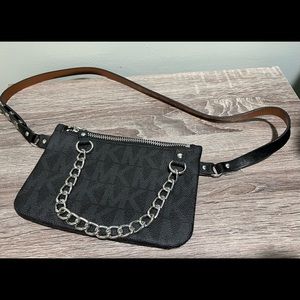 Michael Kors Black Signature Fanny Pack Women s Belt Bag